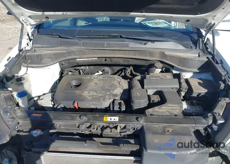 2017 Hyundai Santa Fe Sport 2.4L z USA, uszkodzony, nr VIN 5NMZU3LB2HH008154